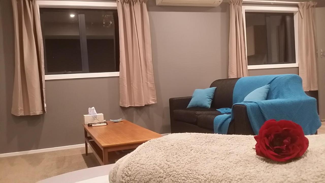 Modern Private Apartment วานากา ภายนอก รูปภาพ